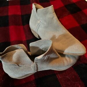 Dolce Vita leather suede booties Sz9 Excellent